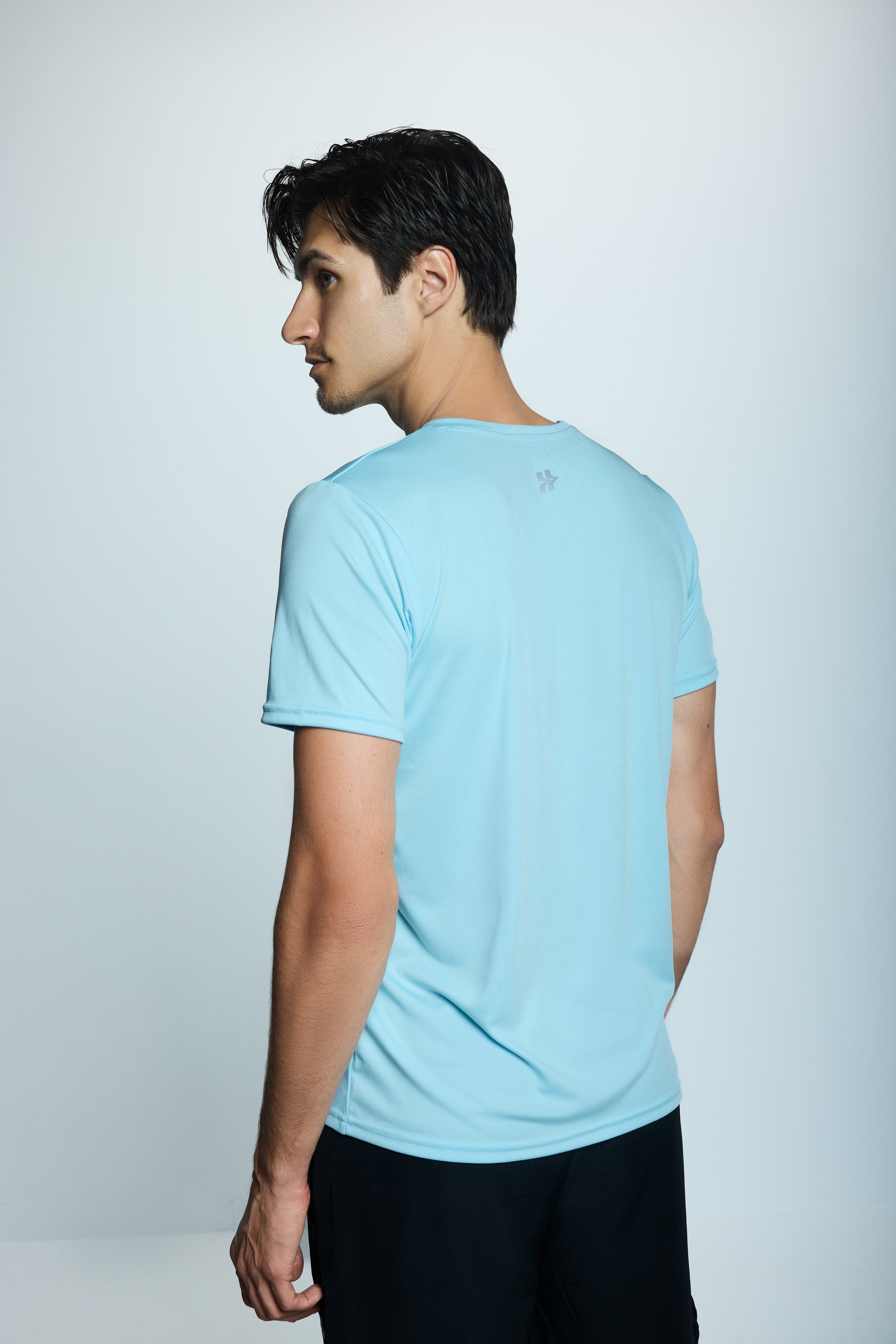 MEN PERFORMANCE T-SHIRT