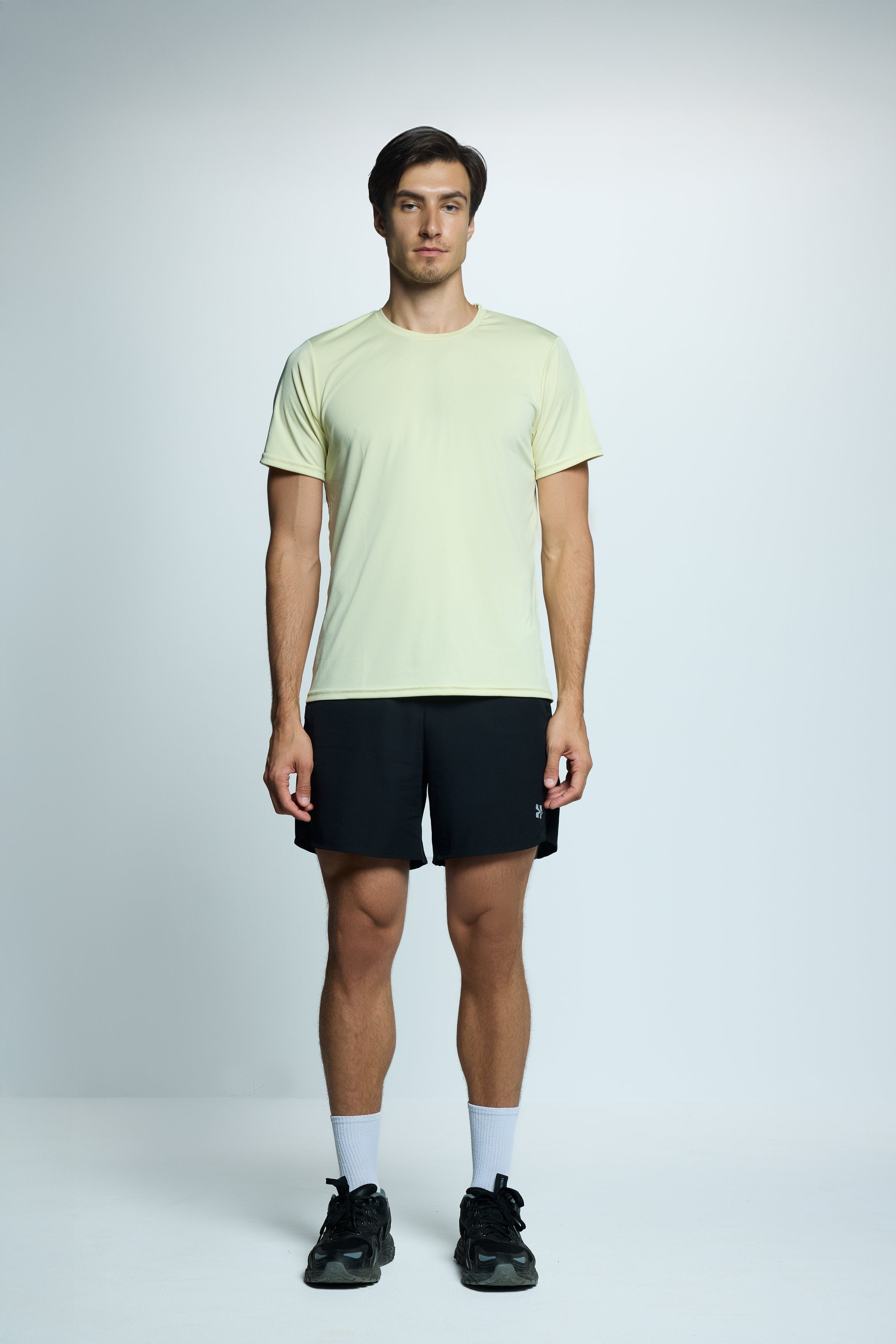 MEN PERFORMANCE T-SHIRT