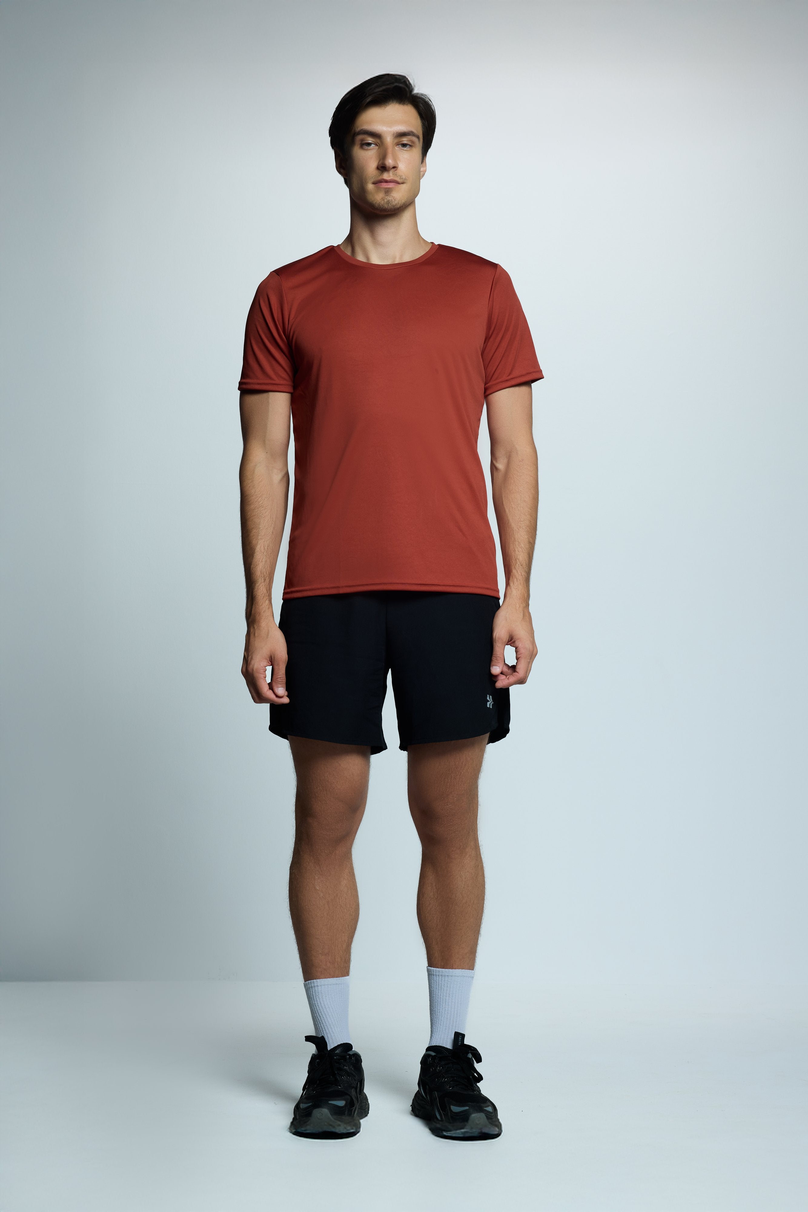 MEN PERFORMANCE T-SHIRT