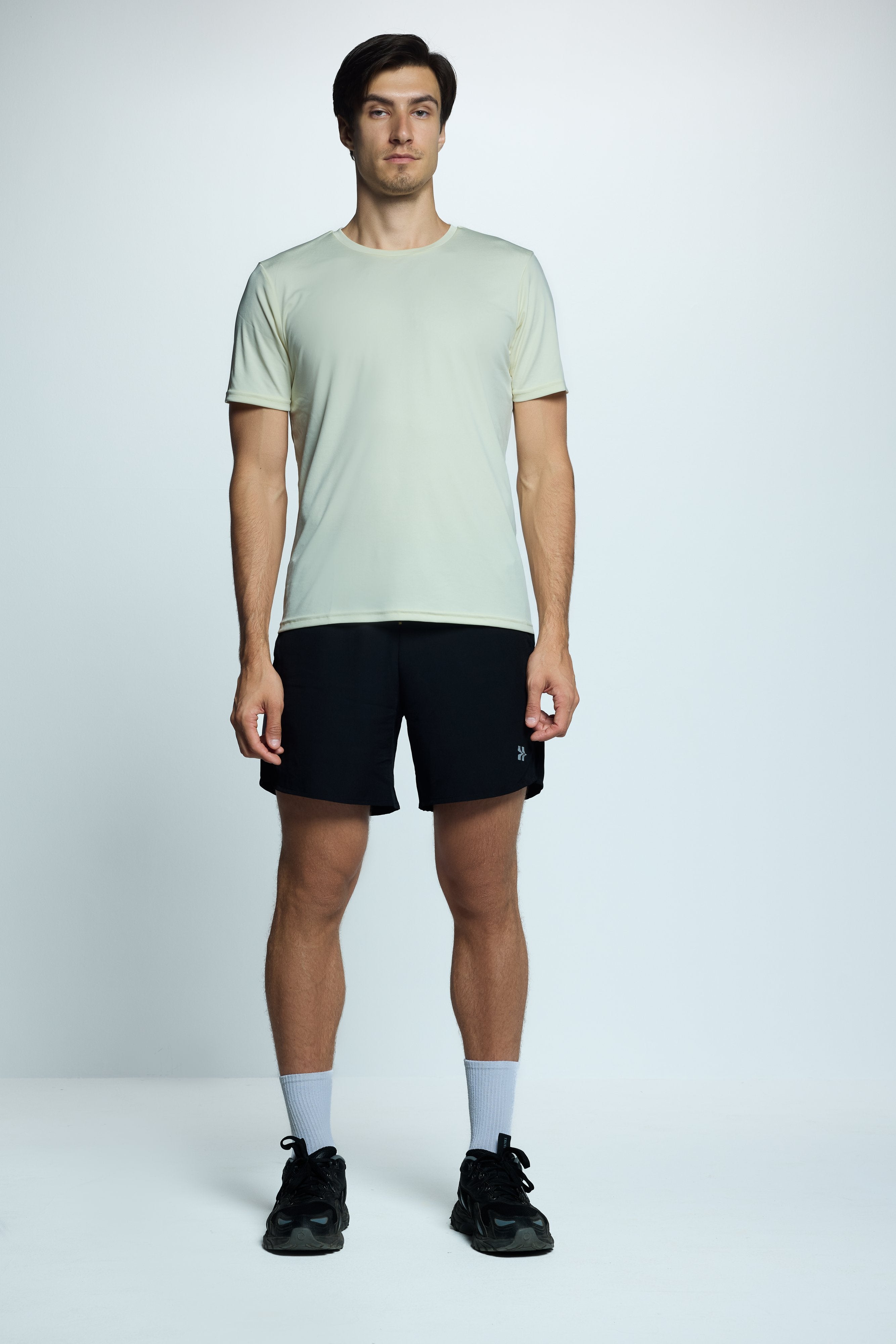 MEN PERFORMANCE T-SHIRT