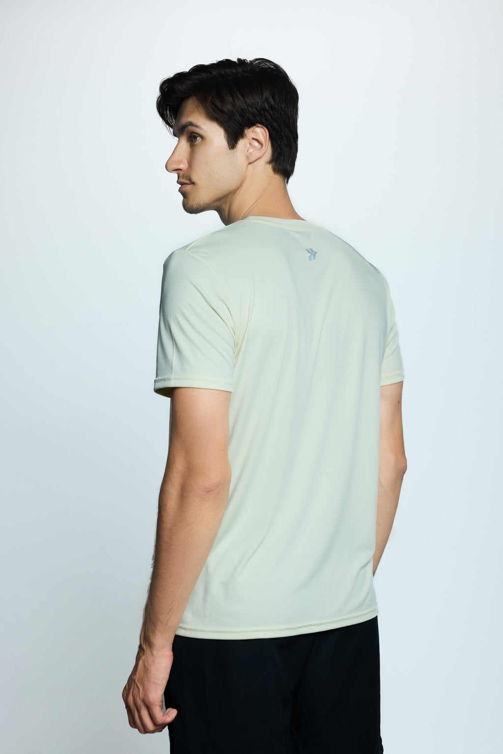 MEN PERFORMANCE T-SHIRT